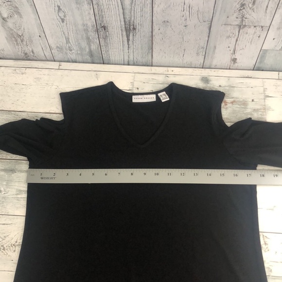 Susan Graver Cold Shoulder Black Top Sz: XXS - Picture 5 of 8